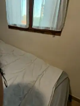 CoquineCharmeuse online show from April 2026 05:52:01 PM