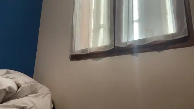 Snapshot of CoquineCharmeuse chatting on December 2025 11:14:02 AM CoquineCharmeuse online show from December 2025 11:14:02 AM