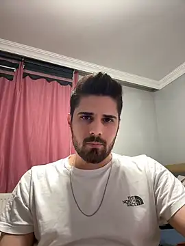 berke3424 online show from May 2026 10:13:02 PM