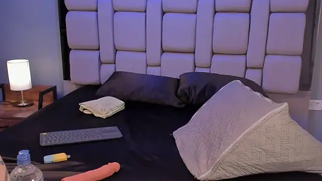 Belanny online show from April 2026 04:36:02 AM