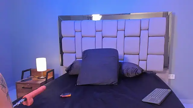 Belanny online show from April 2026 04:38:02 AM