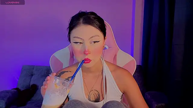 sharonbone online show from May 2026 10:19:01 PM