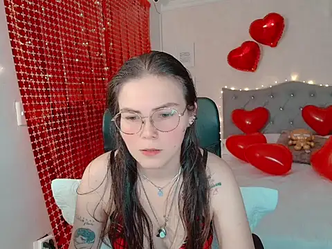 Snapshot of lexalove_doll chatting on February 2026 04:02:01 AM lexalove doll online show from February 2026 04:02:01 AM