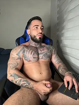 Snapshot of josemanufit chatting on May 2026 01:32:01 AM josemanufit online show from May 2026 01:32:01 AM