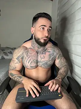 Snapshot of josemanufit chatting on May 2026 05:32:02 AM josemanufit online show from May 2026 05:32:02 AM