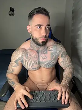 Snapshot of josemanufit chatting on May 2026 05:26:01 AM josemanufit online show from May 2026 05:26:01 AM