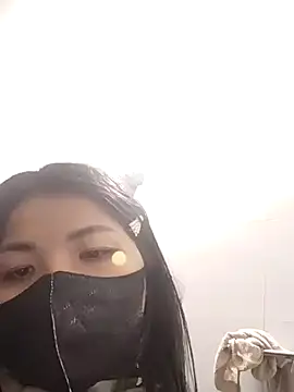 Snapshot of Thikshow2k chatting on December 2025 12:55:01 PM Thikshow2k online show from December 2025 12:55:01 PM