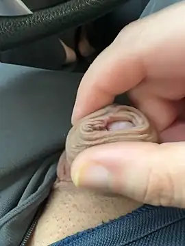 mynameissac online show from December 2025 05:01:02 AM