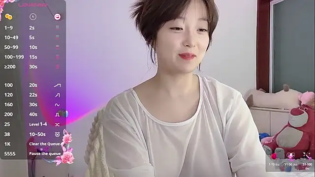 Snapshot of _flipped_ chatting on June 2026 01:07:02 AM flipped online show from June 2026 01:07:02 AM