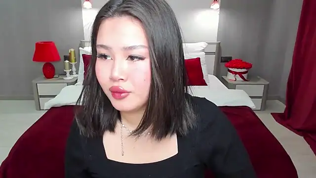 Brunette Charm online show from April 2026 11:16:01 AM