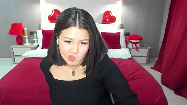 Brunette Charm online show from February 2026 04:29:01 PM