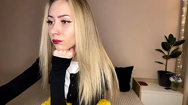 sun under skyy online show from February 2026 01:57:01 AM