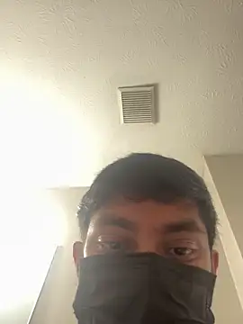 Snapshot of rohitgun023 chatting on December 2025 05:51:01 PM rohitgun023 online show from December 2025 05:51:01 PM