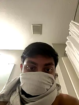 Snapshot of rohitgun023 chatting on December 2025 06:18:02 AM rohitgun023 online show from December 2025 06:18:02 AM