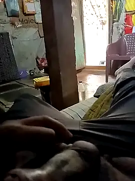 Snapshot of loki-king-143 chatting on April 2026 07:11:02 AM loki-king-143 online show from April 2026 07:11:02 AM