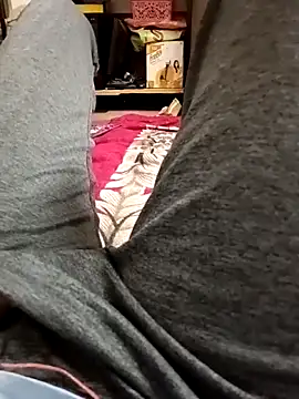 Snapshot of loki-king-143 chatting on April 2026 01:52:02 PM loki-king-143 online show from April 2026 01:52:02 PM