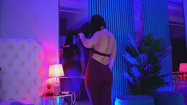 Snapshot of LexaRhodes chatting on December 2025 03:45:01 PM LexaRhodes online show from December 2025 03:45:01 PM