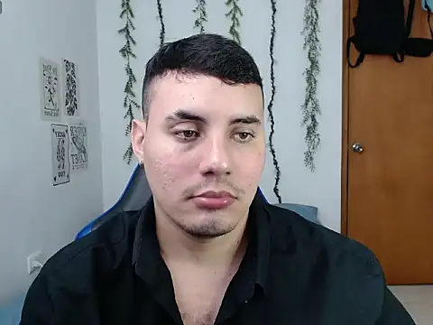 ENZO444  online show from December 2025 04:26:02 AM