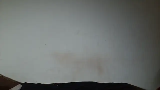 Snapshot of Yellowmellow01 chatting on March 2026 10:06:02 PM Yellowmellow01 online show from March 2026 10:06:02 PM