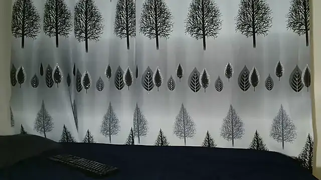 Yellowmellow01 online show from February 2026 06:40:02 PM