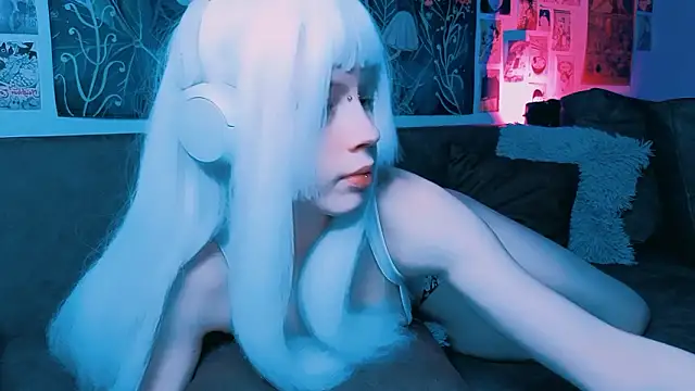 PeacchyPawss online show from February 2026 09:25:01 PM