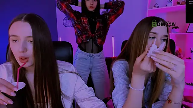 mila firee online show from March 2026 10:13:01 AM