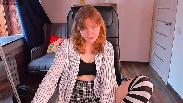 Soft Flame online show from April 2026 11:02:01 AM