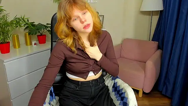 Soft Flame online show from February 2026 10:01:01 AM