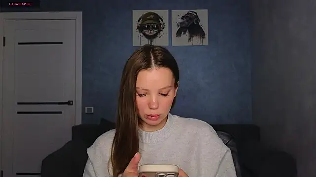 Snapshot of Cara_Sweet1 chatting on February 2026 06:18:02 PM Cara Sweet1 online show from February 2026 06:18:02 PM