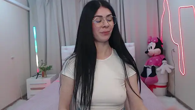 Snapshot of MilaSecret55 chatting on May 2026 06:45:02 AM MilaSecret55 online show from May 2026 06:45:02 AM