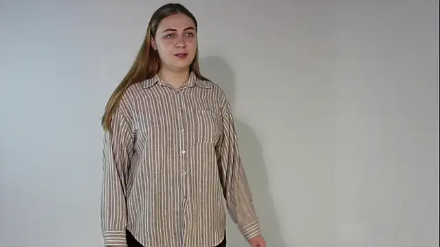 UmbraElaris online show from April 2026 12:06:02 PM