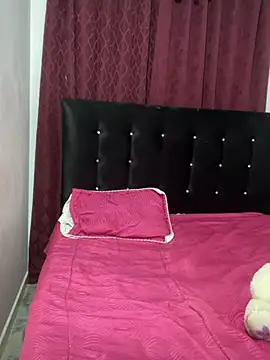 Sophia Moons  online show from February 2026 05:04:02 AM