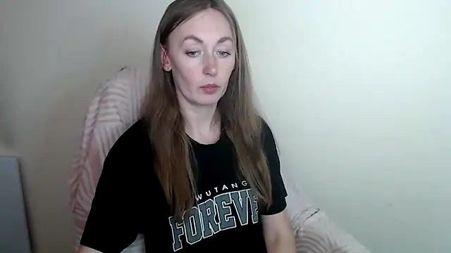 LiaSeass  online show from May 2026 12:06:01 PM