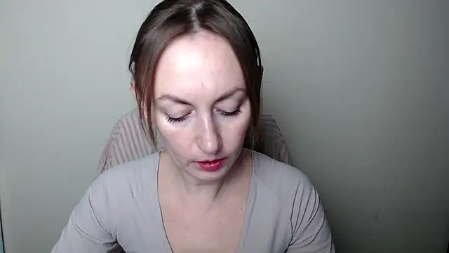 LiaSeass  online show from March 2026 01:05:02 PM