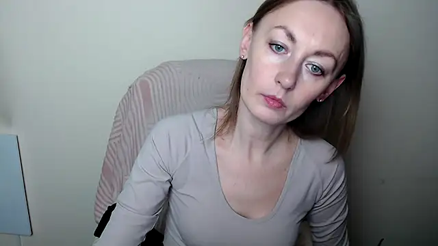 LiaSeass  online show from March 2026 01:12:01 PM