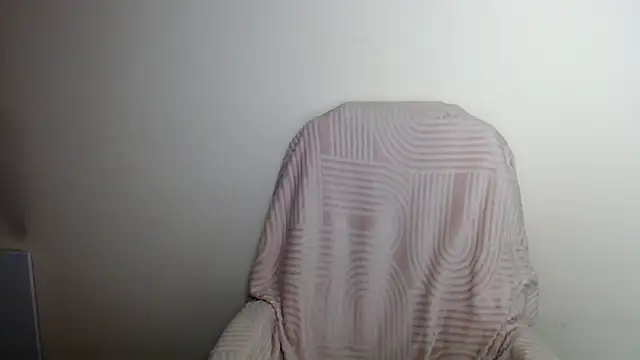 LiaSeass  online show from May 2026 12:44:01 PM