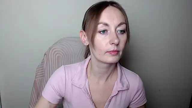 LiaSeass  online show from March 2026 12:41:02 PM