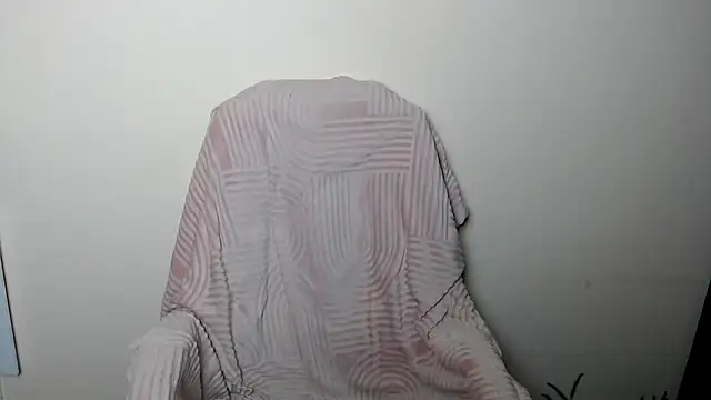 LiaSeass  online show from March 2026 01:19:02 PM