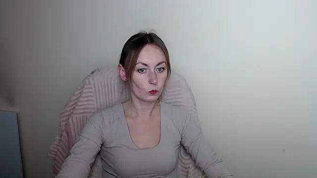 LiaSeass  online show from April 2026 12:21:02 PM