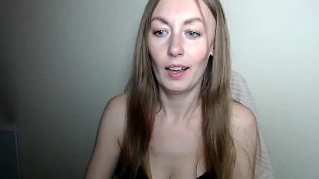 LiaSeass  online show from May 2026 12:04:01 PM
