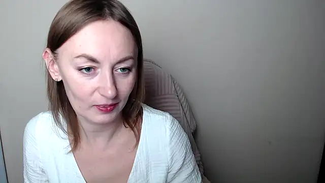 LiaSeass  online show from February 2026 12:59:02 PM