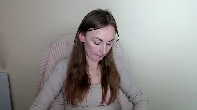 LiaSeass  online show from May 2026 12:46:01 PM