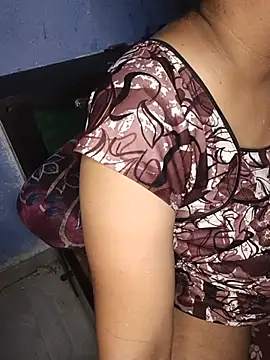Snapshot of Desi_bhabhi299 chatting on June 2026 04:50:01 PM Desi bhabhi299 online show from June 2026 04:50:01 PM