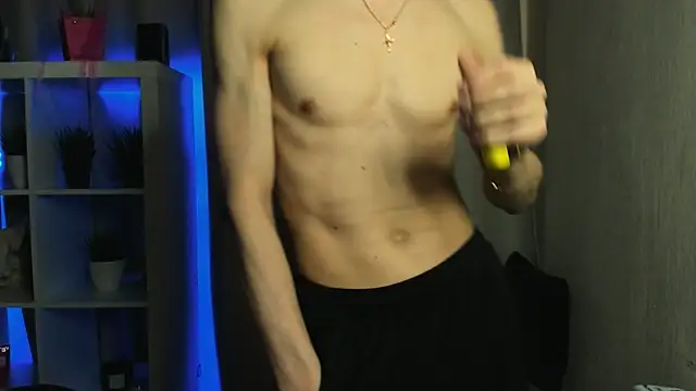 Snapshot of tommy_cabrio chatting on December 2025 03:51:02 PM tommy cabrio online show from December 2025 03:51:02 PM