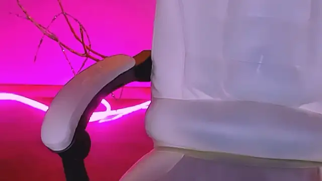 madeline doll online show from February 2026 09:01:01 PM