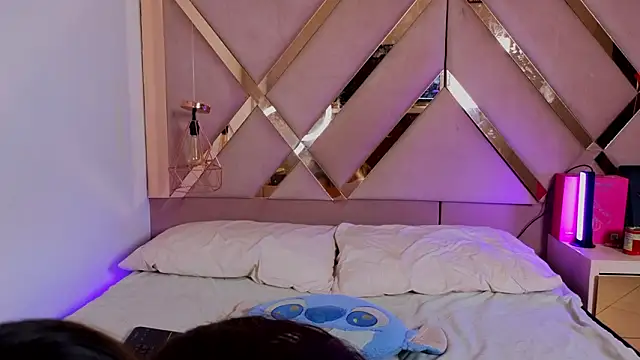 Stephanny Blush online show from March 2026 07:59:01 PM