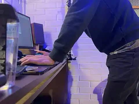 Nya Velvet online show from December 2025 09:54:02 PM