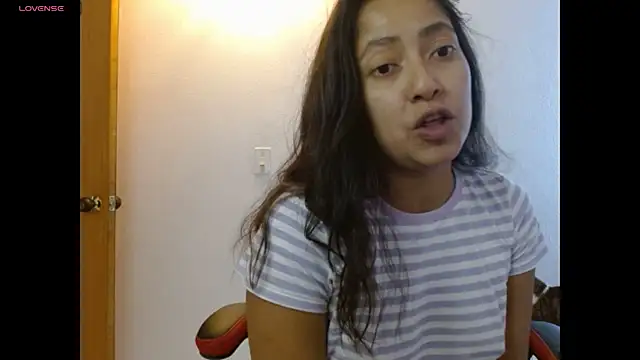 NovahPerotti online show from May 2026 02:34:02 PM