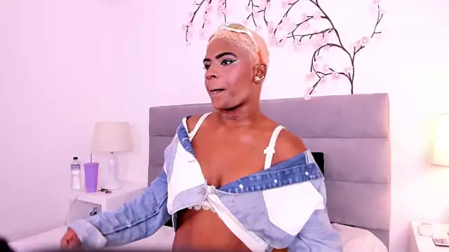 OPRAAH online show from December 2025 12:22:02 PM