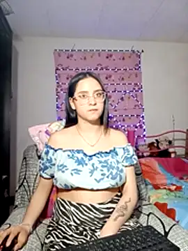 Snapshot of LunaVinxxen chatting on January 2026 08:26:01 PM LunaVinxxen online show from January 2026 08:26:01 PM